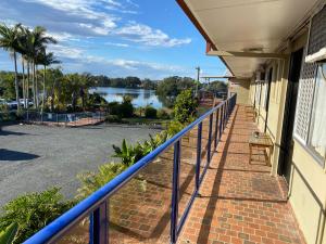 Taree Motor Inn,Koorainghat>>Byron Bay,3 star