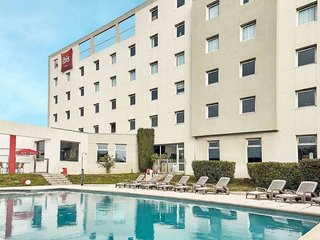 Ibis Toulon La Valette,La Garde>>La Farlede,3 star