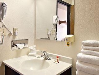 Super 8 By Wyndham St. Charles,Cook County>>Chicago,2 star