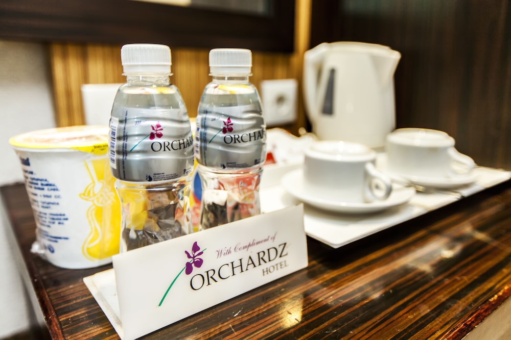 hotel orchardz jayakarta