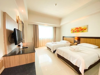 hotel orchardz jayakarta