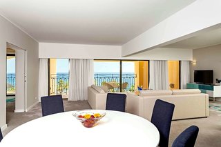 Hilton Malta,Paceville>>Malta,5 star