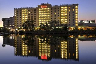 Hilton St. Petersburg Carillon Park,Gandy>>Clearwater,4 star