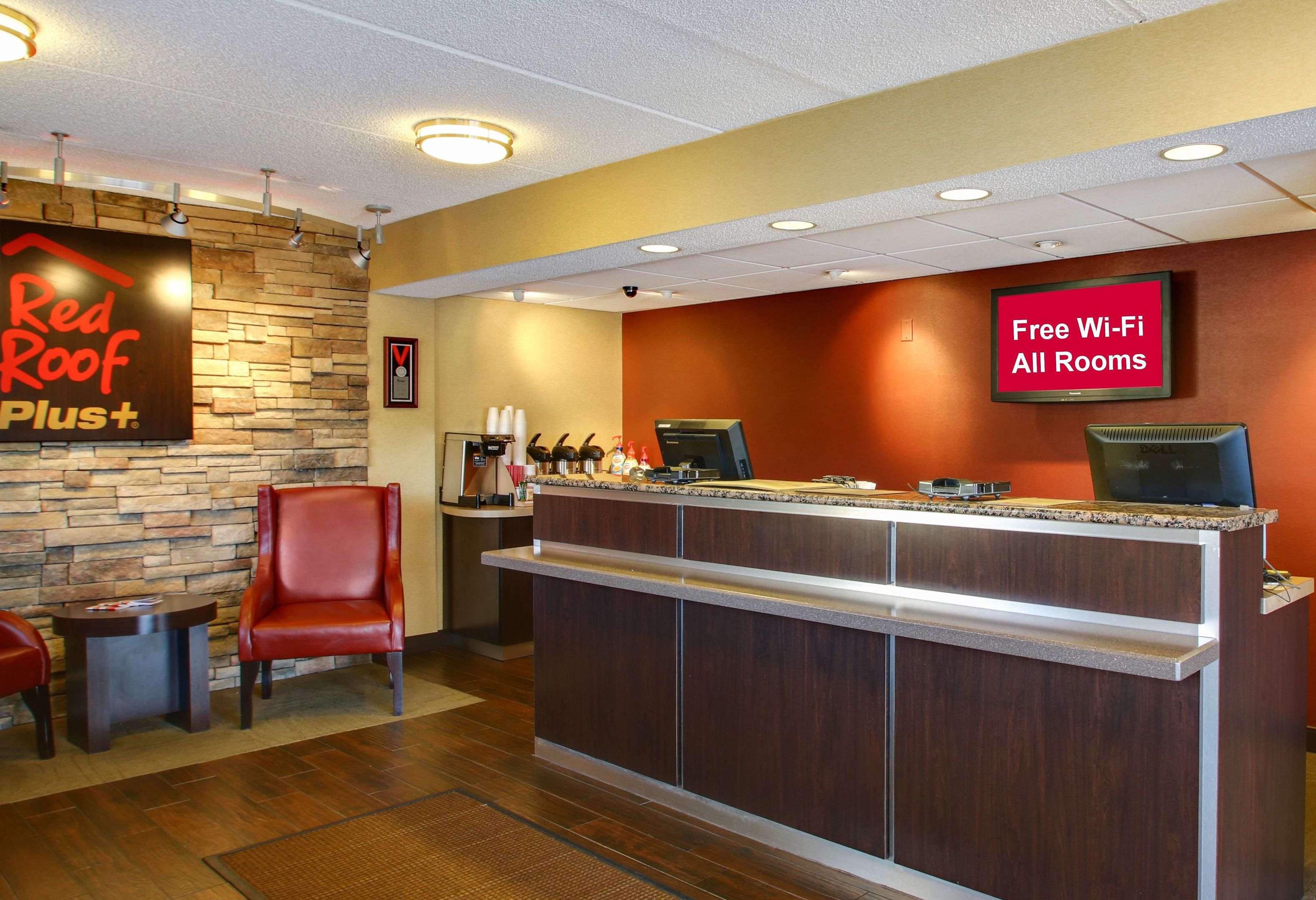 red roof inn plus statesville