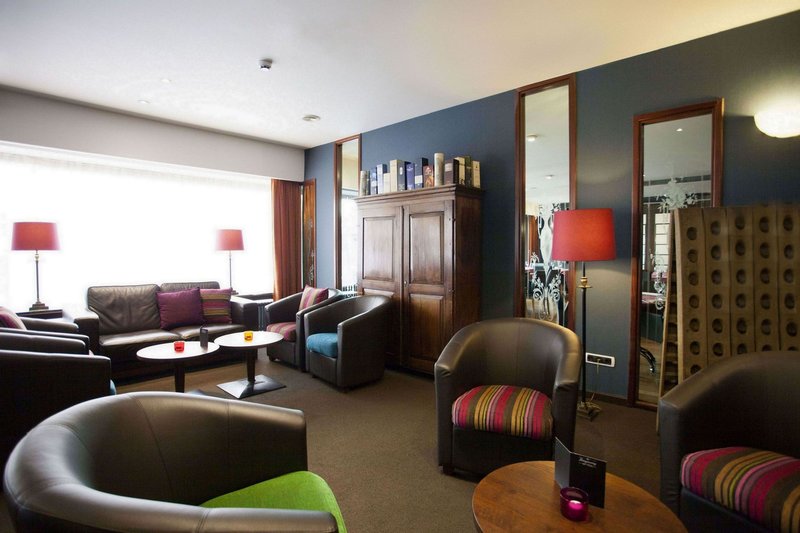 theater hotel
