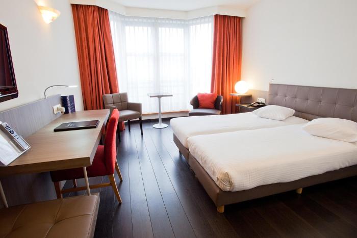 theater hotel
