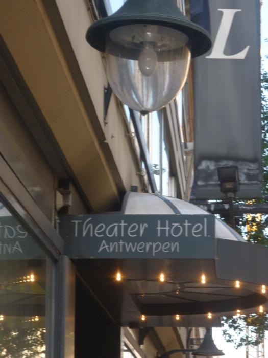 theater hotel