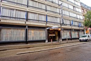 theater hotel