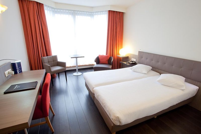 theater hotel