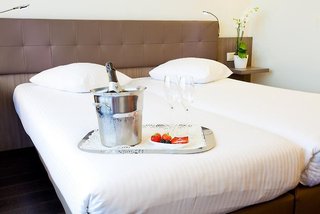 theater hotel