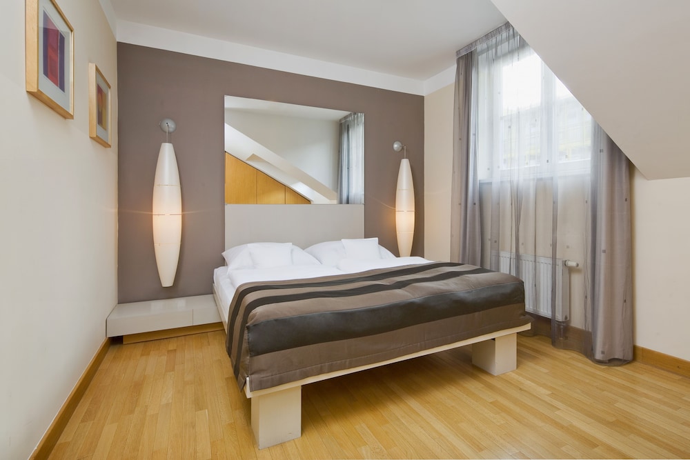 mamaison residence belgicka