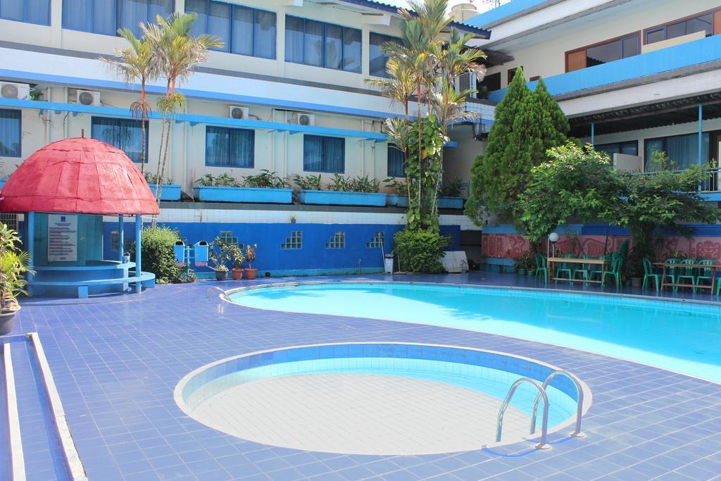hotel mariat sorong