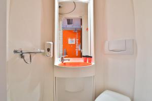 Easyhotel Sofia,Sofia-City>>Sofia,2.5 star