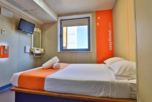 Easyhotel Sofia,Sofia-City>>Sofia,2.5 star