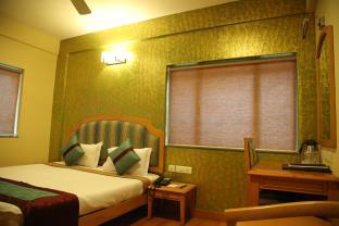 Hotel Sudesh Tower,Kalighat,3 star