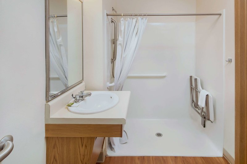 extended stay america select suites wilmington west