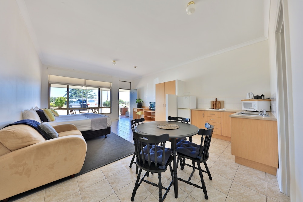 port noarlunga south