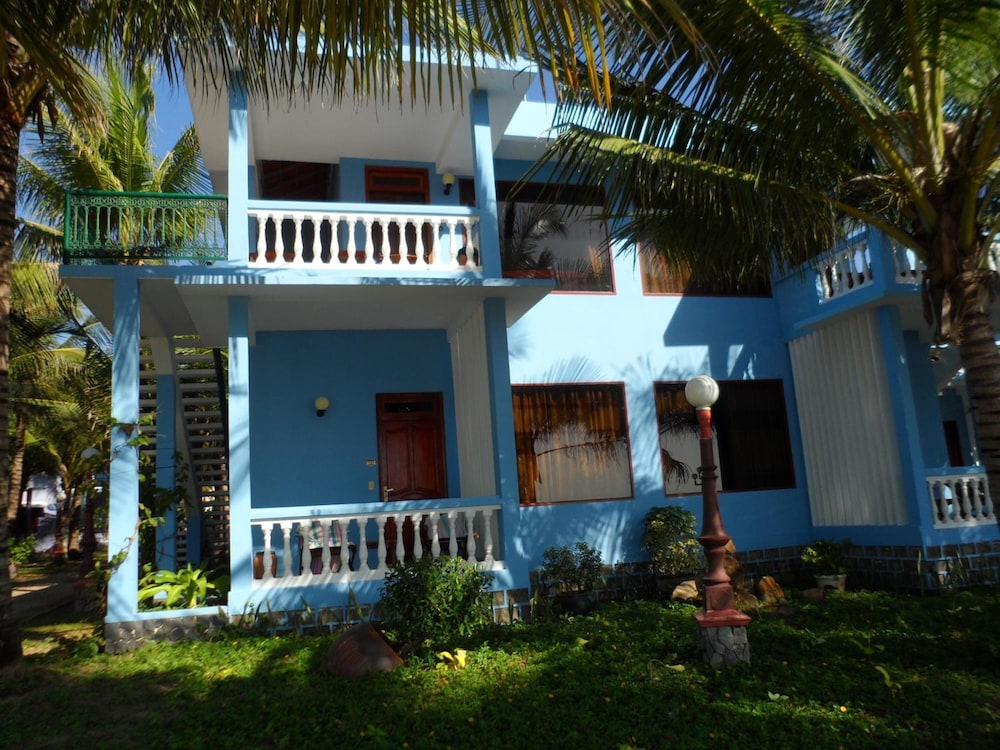 palmira beach resort and spa