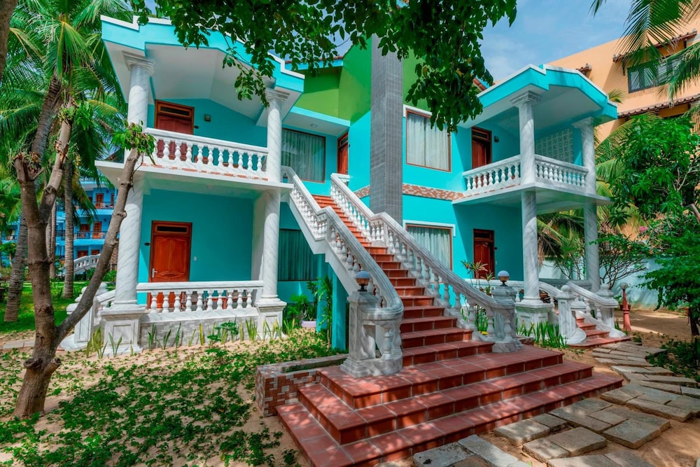 palmira beach resort and spa