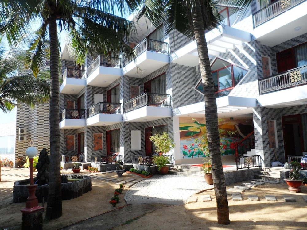 palmira beach resort and spa