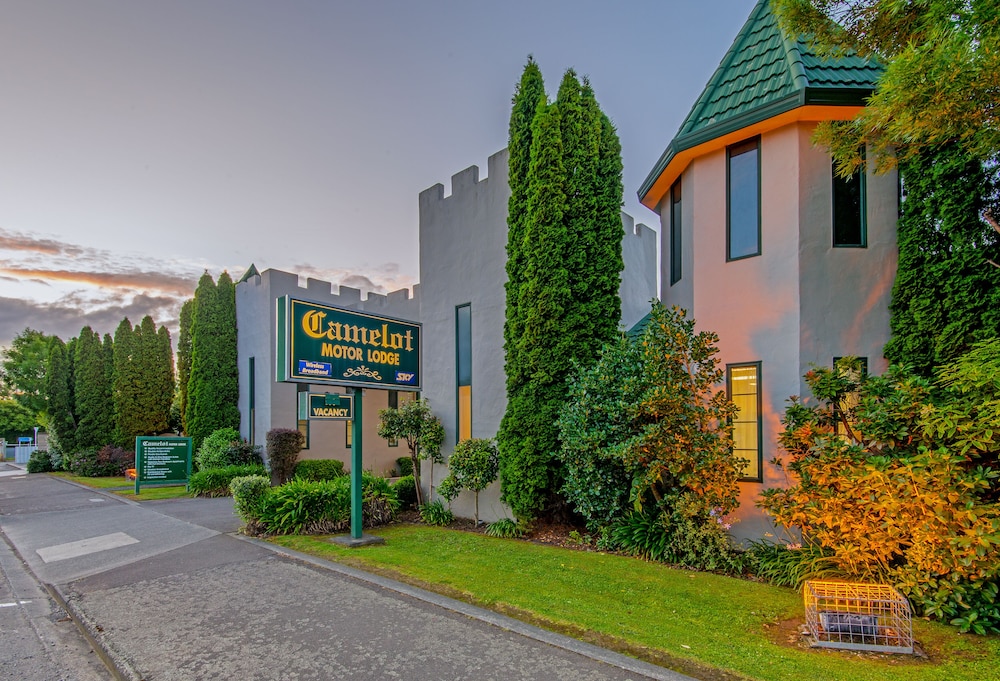 camelot motor lodge