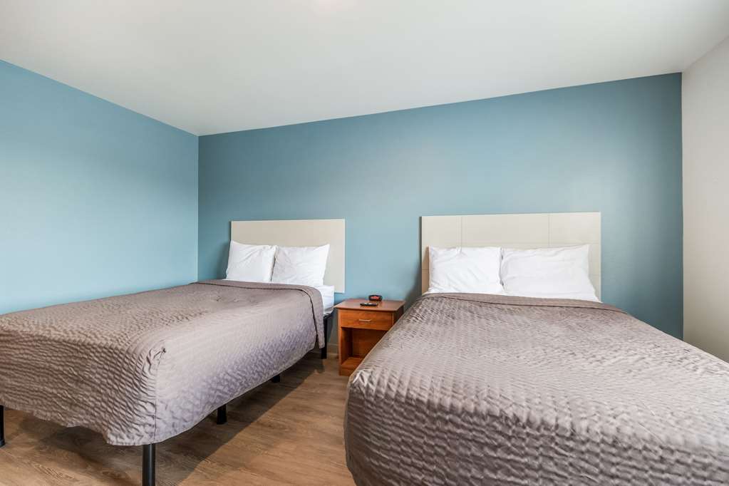 extended stay america select suites wichita south