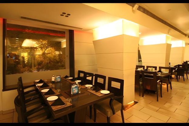 hotel dhiraj