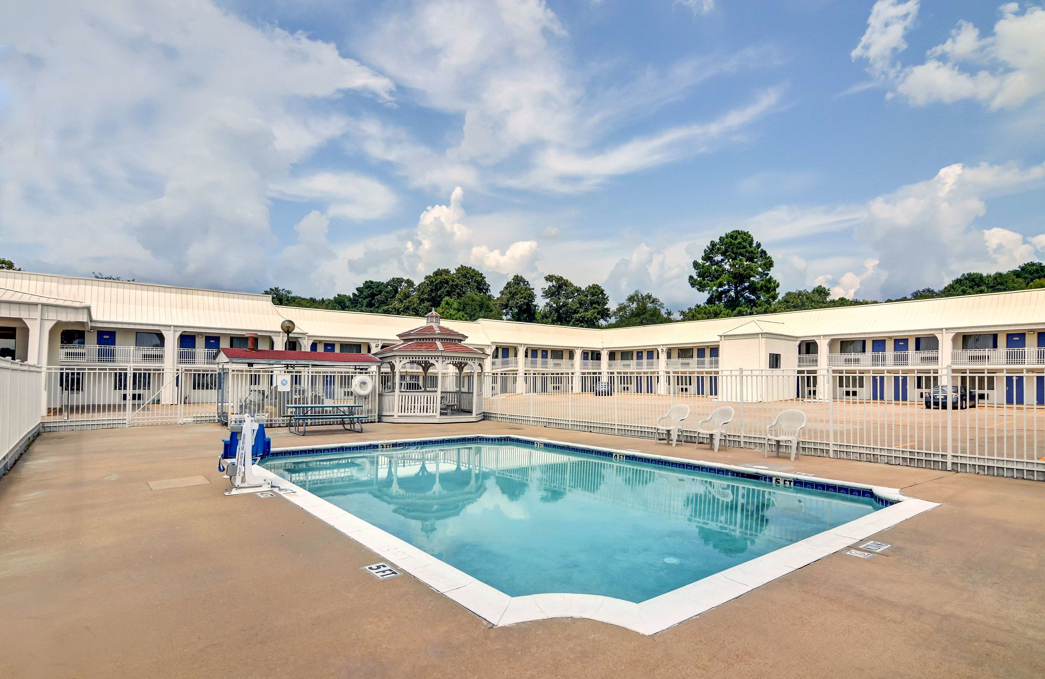 motel 6 lindale tx