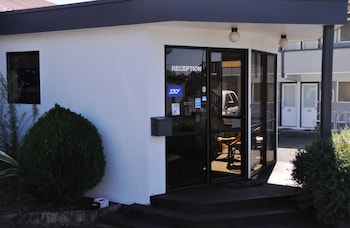 Braemar Motor Inn,Omata>>New Plymouth,3 star