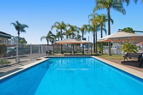 Colonial Terrace Motor Inn,Heatherbrae>>Belmont North,4 star