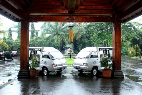 laras asri resort and spa