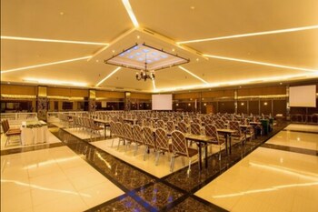 laras asri resort and spa