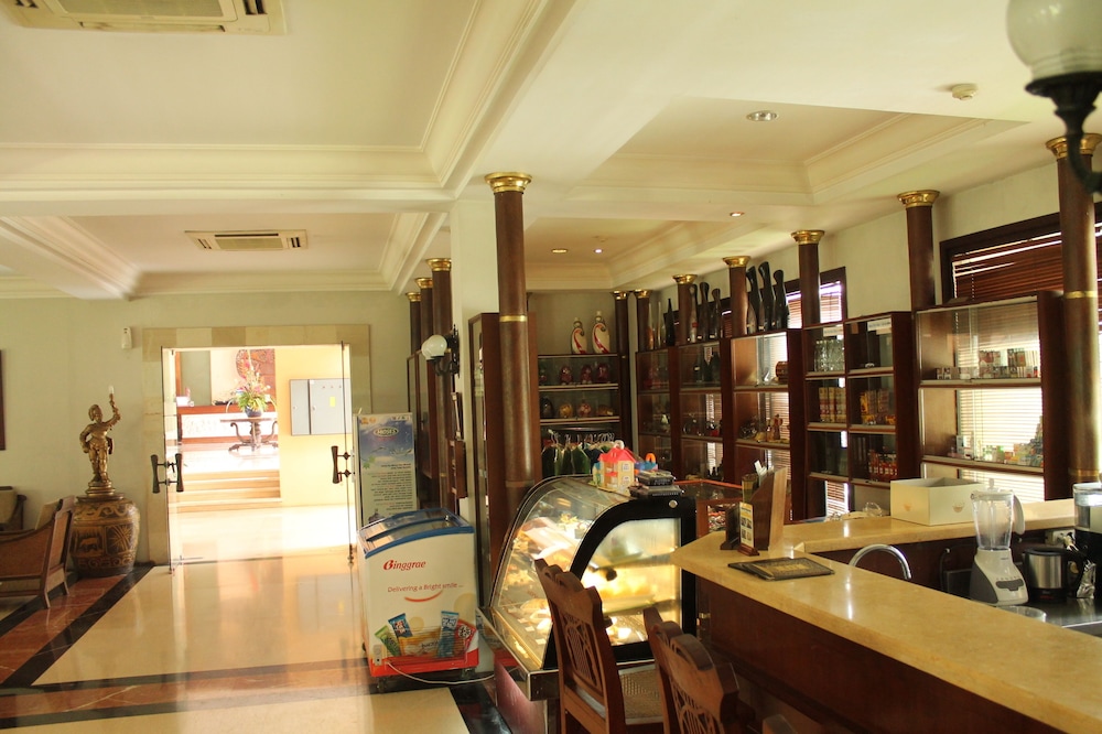 laras asri resort and spa