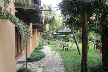 Laras Asri Resort And Spa,Salatiga>>Central Java,4 star