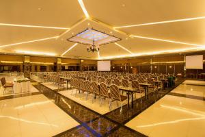 laras asri resort and spa