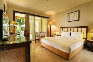 laras asri resort and spa