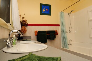 the crays accommodation