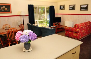 the crays accommodation