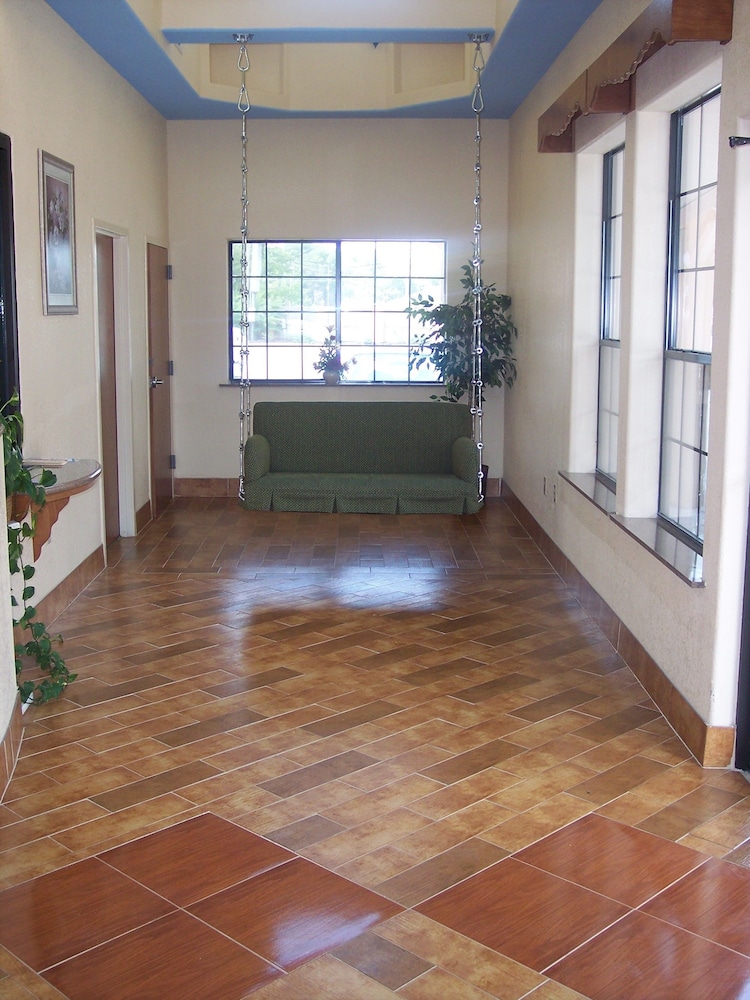 regency inn and suites