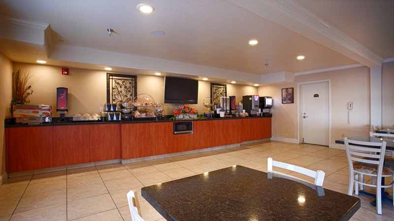 best western inn and suites lemoore