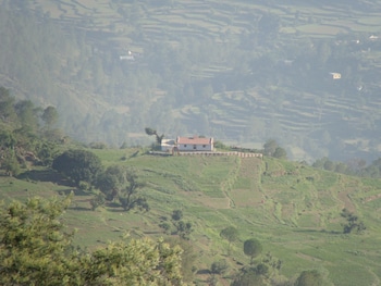 woodsvilla residency ranikhet