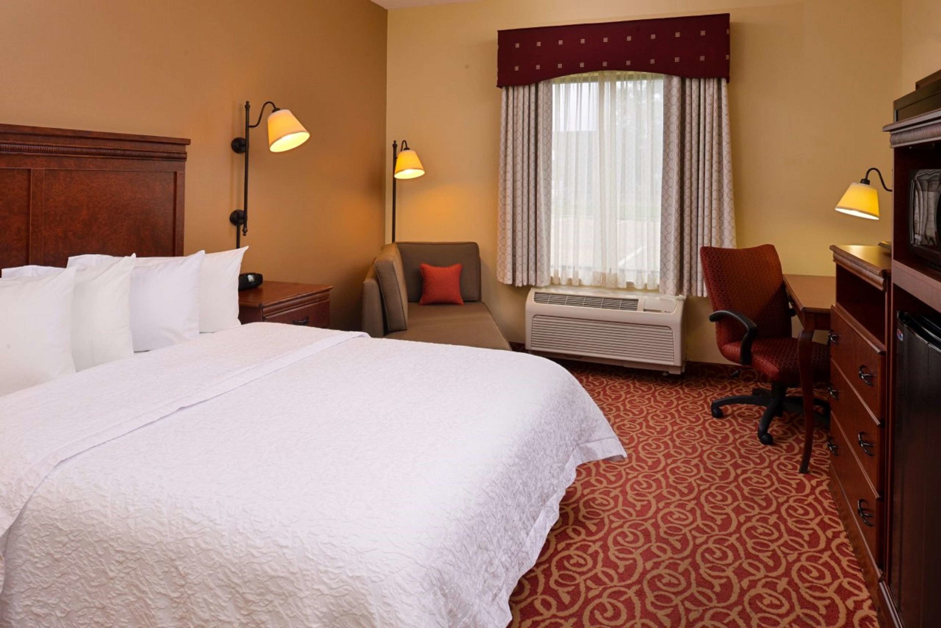 hampton inn by hilton lincoln