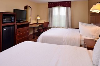hampton inn by hilton lincoln