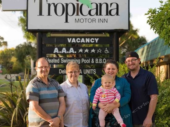 tropicana motor inn