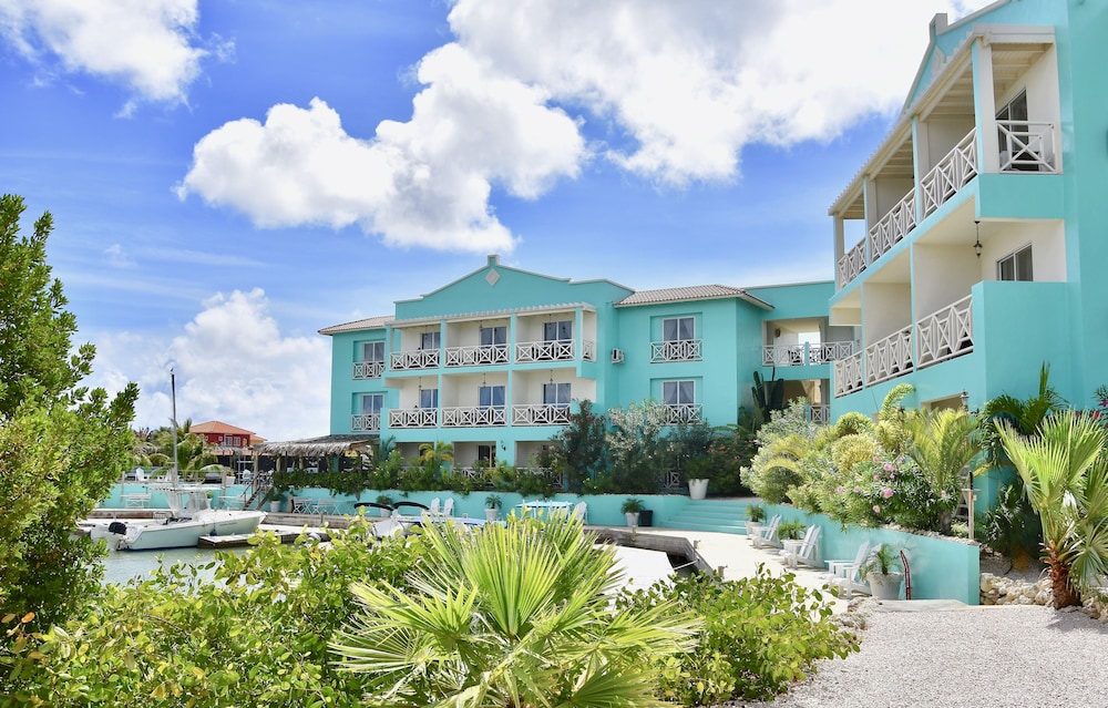 ocean breeze boutique hotel and marina