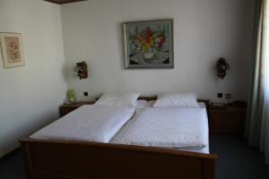 Stadt-Hotel Bartels,Dortmund>>Cologne,3 star