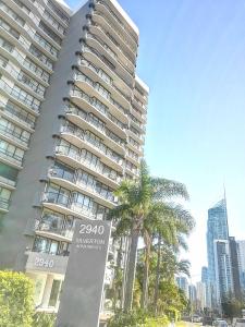 Silverton Holiday Apartments,Broadbeach>>Brisbane,4 star