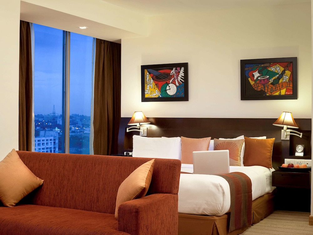 novotel hyderabad convention centre hotel