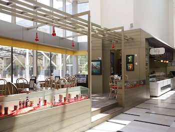 novotel hyderabad convention centre hotel