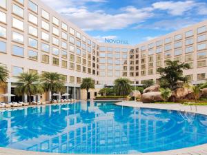 Novotel Hyderabad Convention Centre,Hitech City,5 star